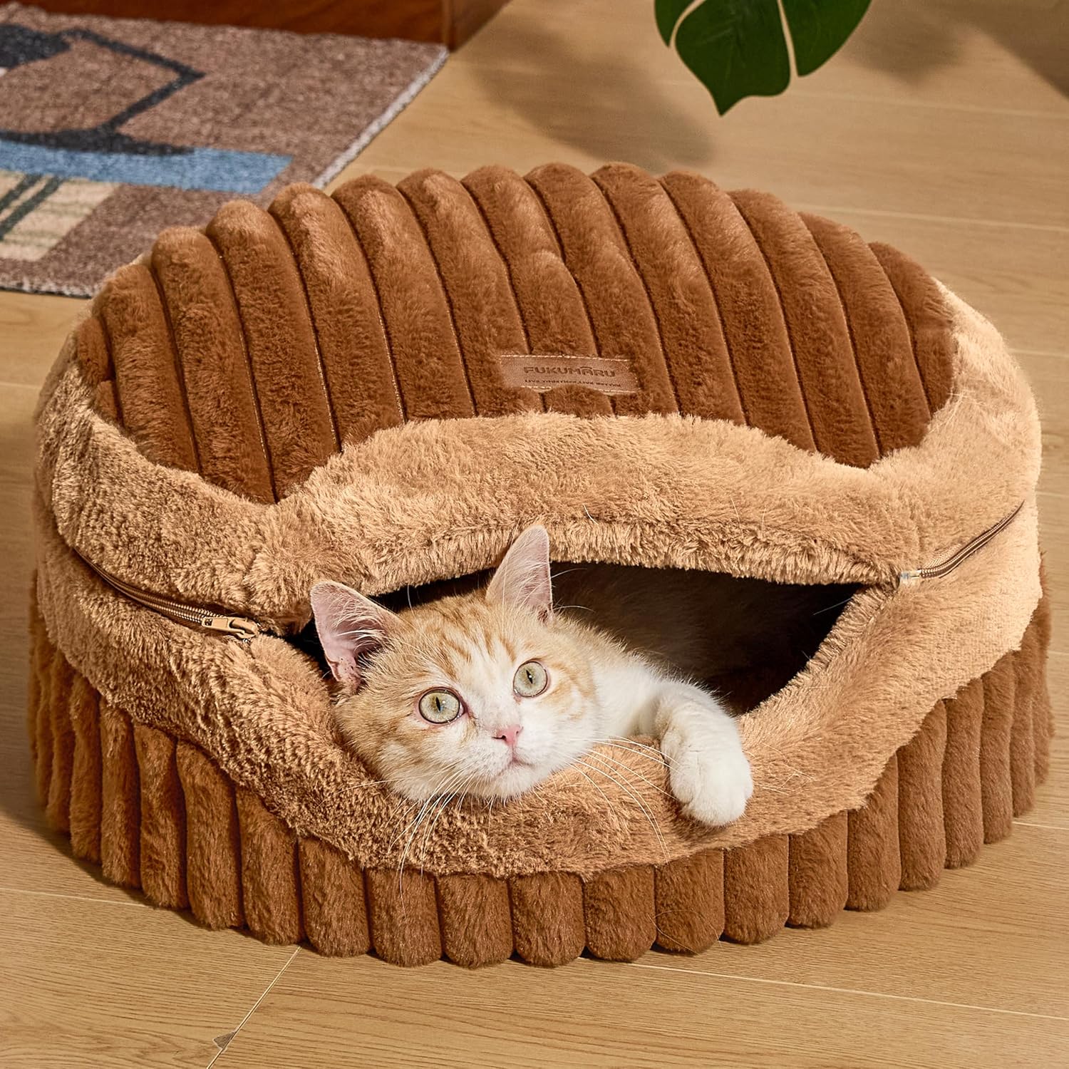 FUKUMARU Cat Cave Bed, 2-in-1 Enclosed Cat Bed for Indoor Cat, Cat Hideaway