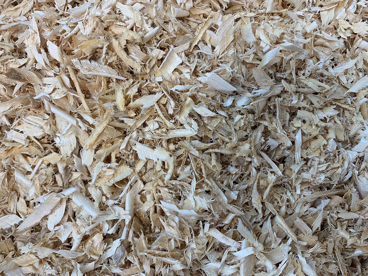Wilson All Natural Kiln Dried Wood Shavings (18 Liters, 1,100 Cubic inches)